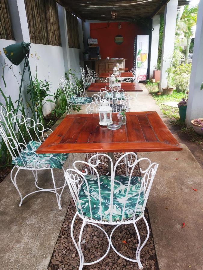 Acacia Inn Guesthouse Maputo Exterior photo